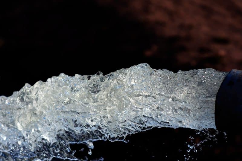 How to avoid frozen pipes